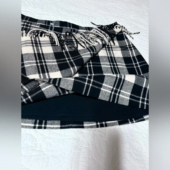 NWT - Antonio Melani Plaid Black and Cream Women's Mini Skirt - Picture 7 of 16